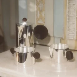 Cafetière Gigogne en métal argenté