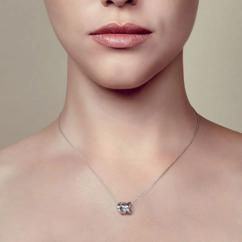 Collier avec pendentif en argent massif