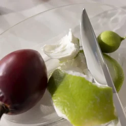 Couteau universel medium en métal argenté