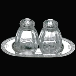 Ensemble salière et poivrier en argent massif