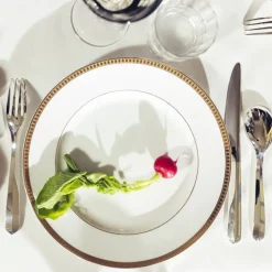 Fourchette de table en métal argenté