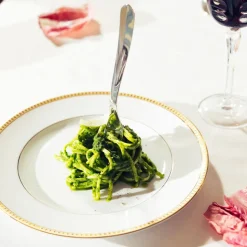 Fourchette de table en métal argenté