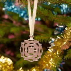 Ornement de fête en métal argenté