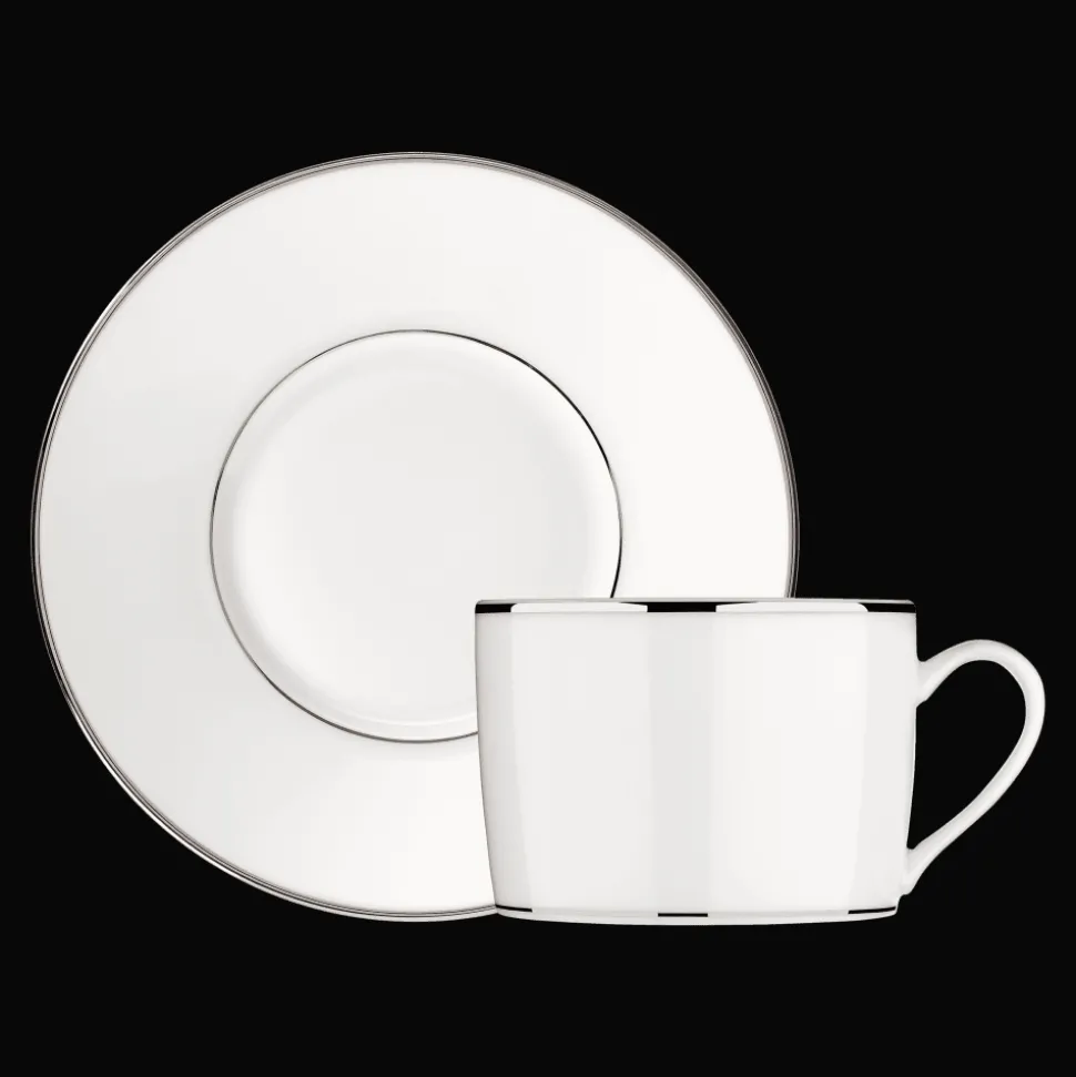 Tasse à thé avec soucoupe en porcelaine finition platine